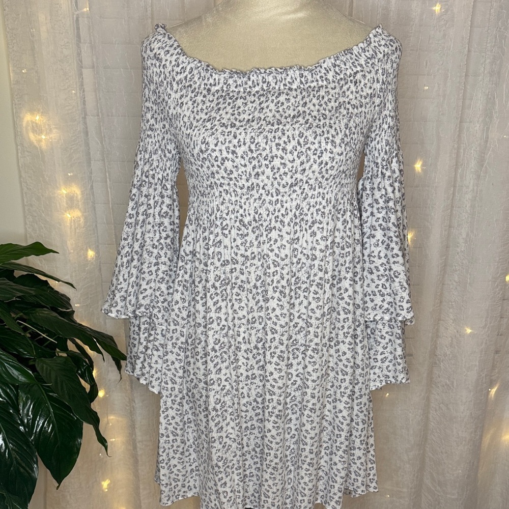 ILLA ILLA Gray Leopard Long Sleeve Dress